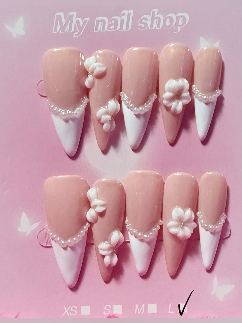 Elegant Pink & White 3D Floral Press-On Nails